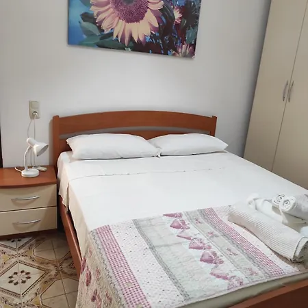 Nyaraló Mongiove Mare Pigna Rossa